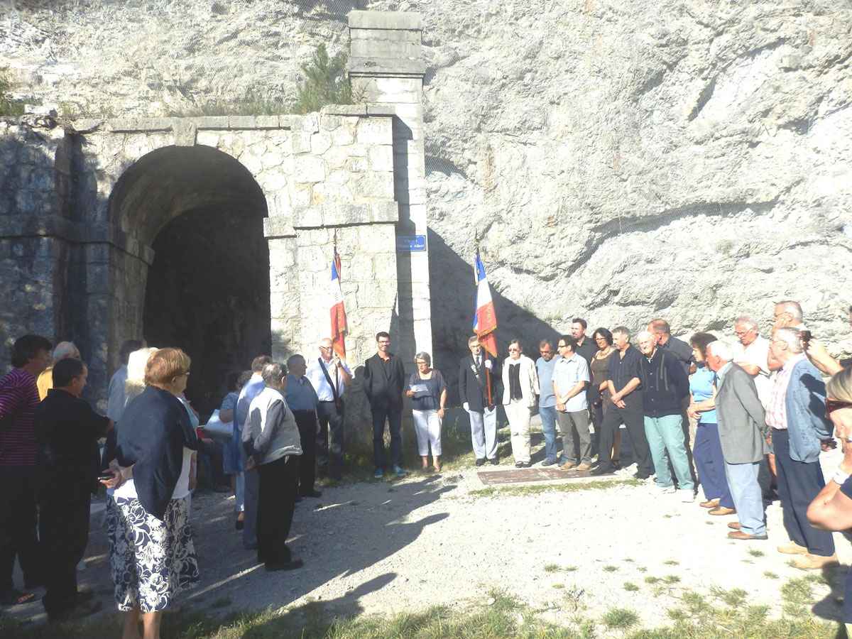 Inauguration plaque Maurice Albert Saillans