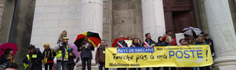 Bureau de poste de Saillans : remise de + 1 000 signatures